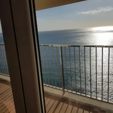 En Primera Linia Vistas Al Mar Daire *