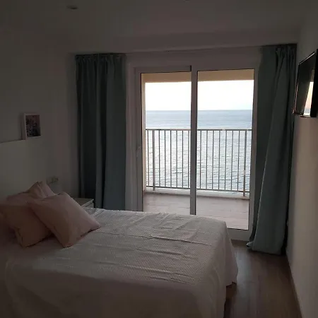 Daire En Primera Linia Vistas Al Mar
